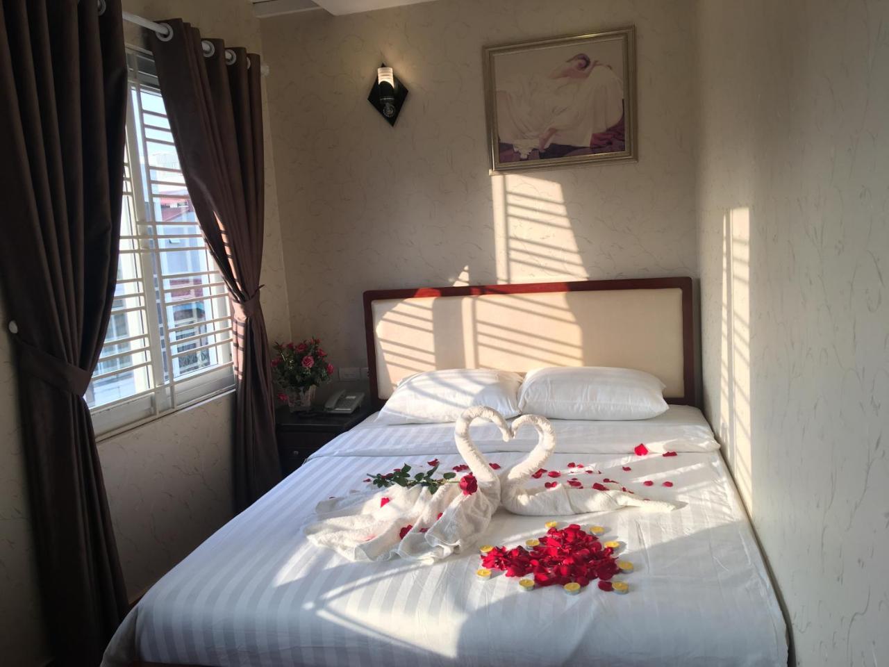 Apec 2 Hotel Hanoi Bagian luar foto
